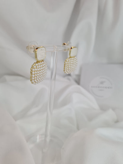 Brooke earrings- pearl gold