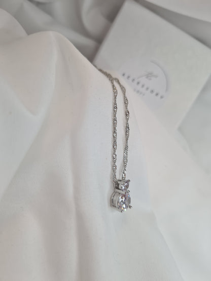 Eve silver diamond necklace