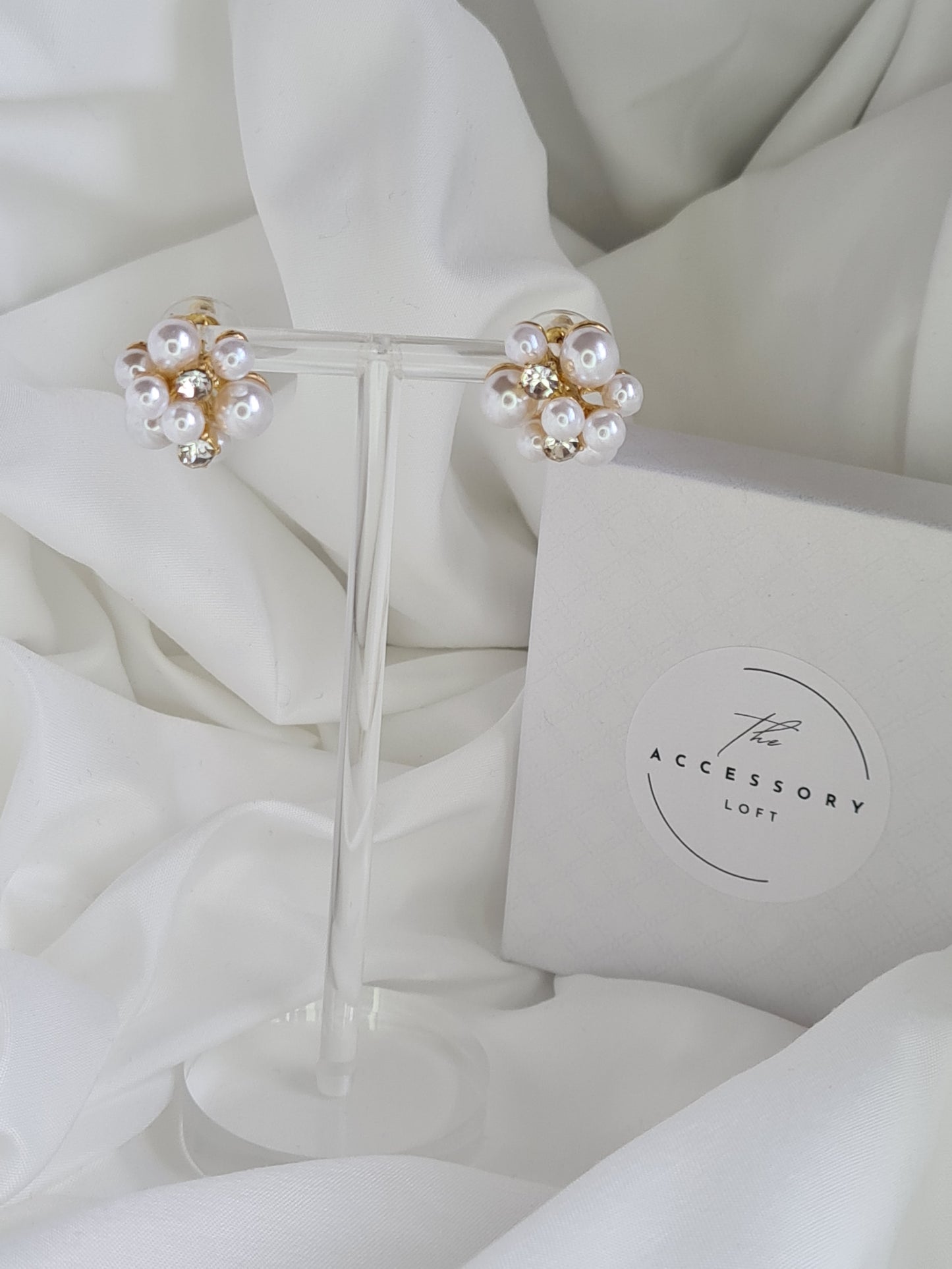 Lyla pearl cluster earrings