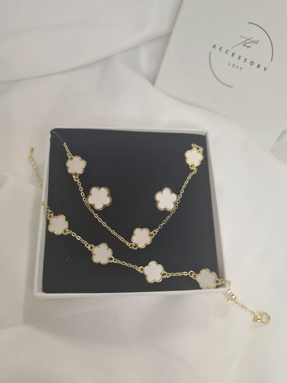 Mia New 5 Flower Necklace Set- inc gift box